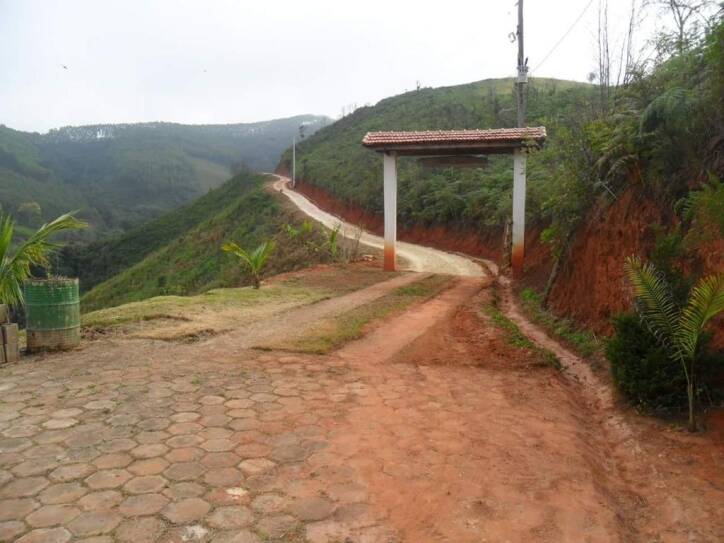Chácara à venda com 3 quartos, 24200m² - Foto 1