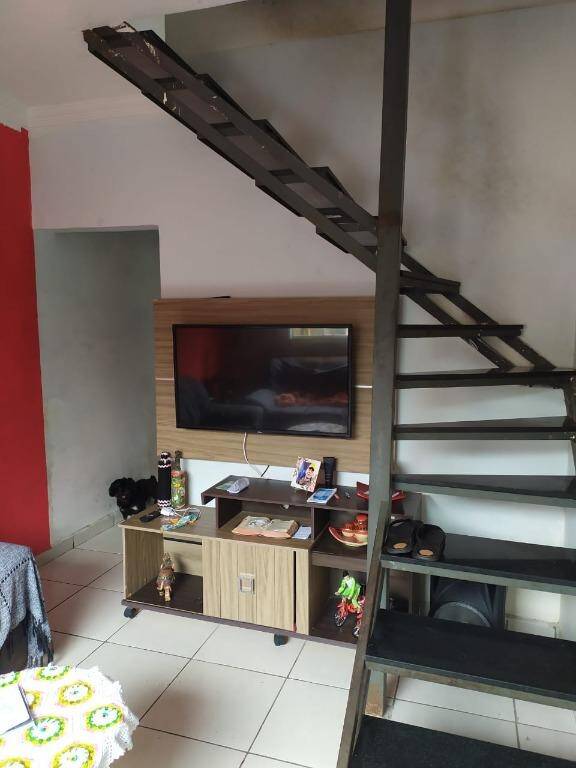 Casa à venda com 3 quartos, 250m² - Foto 18