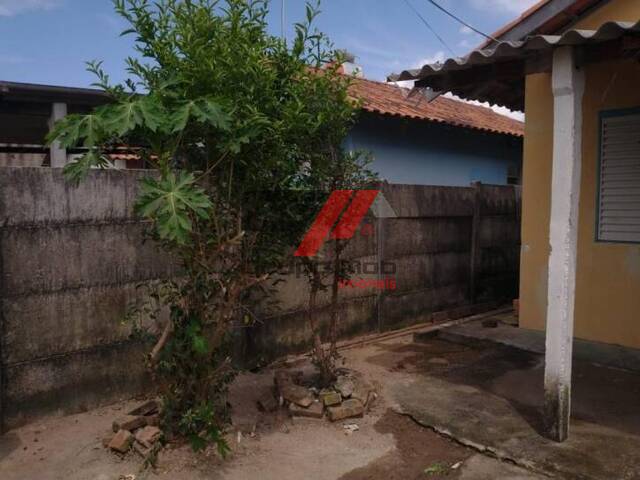 #CA0391 - Casa para Venda em Pindamonhangaba - SP - 2