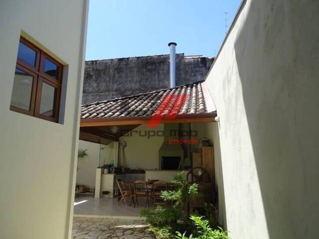Sobrado para Venda em Caraguatatuba - 2