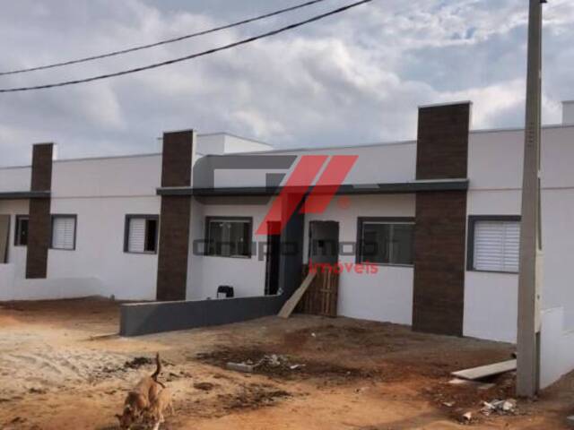 #CA0508 - Casa para Venda em Pindamonhangaba - SP - 1