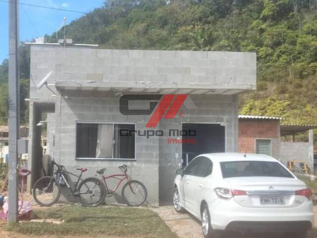 Casa para Venda em Ubatuba - 1