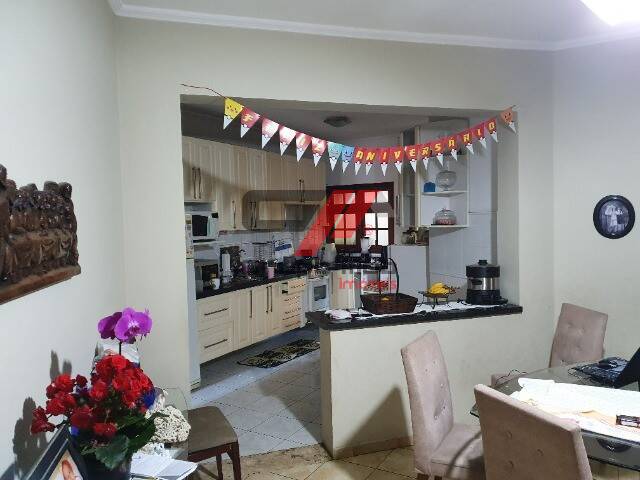 Casa para Venda em Taubaté - 3