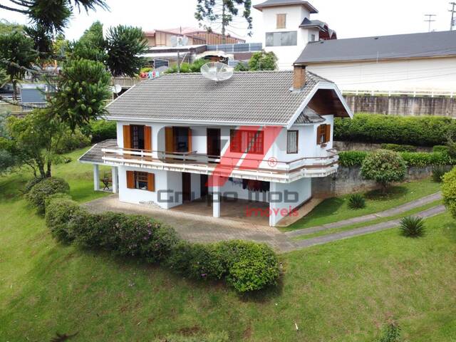 Casa para Venda em Campos do Jordão - 1