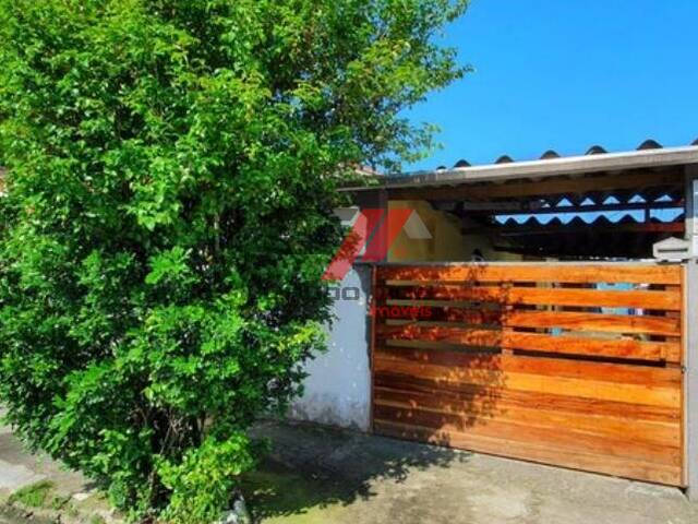 Casa para Venda em Ubatuba - 1