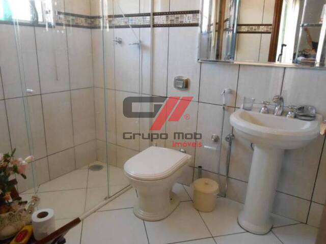 Sobrado para Venda em Taubaté - 4