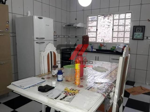 Casa para Venda em Taubaté - 5